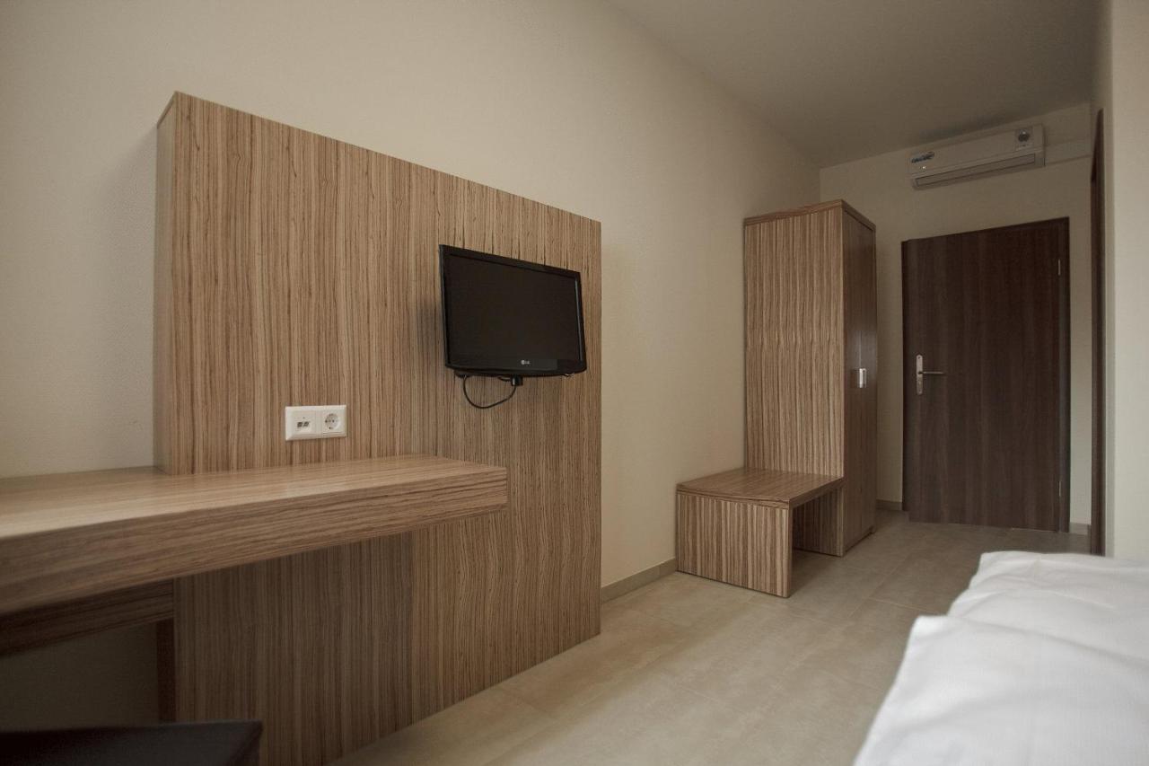 Hotel Maxis - Digitaler Self-Check-In - Karlsbad Phòng bức ảnh